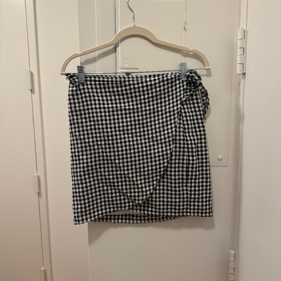 Madewell Dresses & Skirts - Madewell Gingham Wrap Skirt - Small